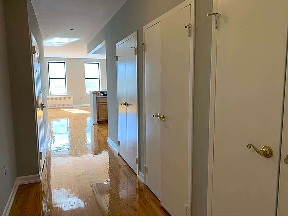 5th image of 71 W 128th St #3RR
