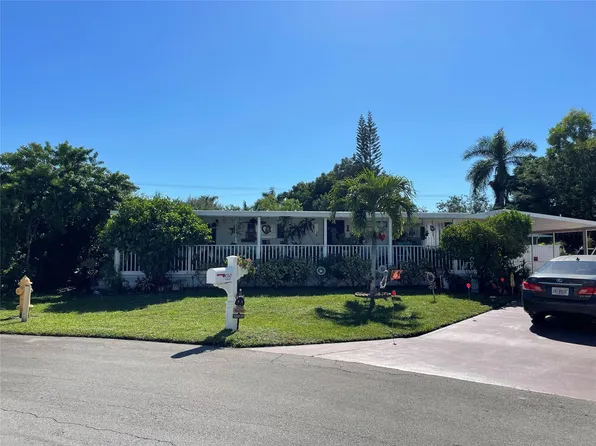 8760 SW 23rd Place, Davie, FL 33324