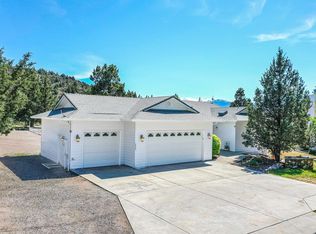 16344 Friar Rd, Weed, CA 96094