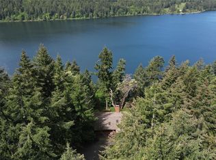 250 S Bank Dr, Salt Spring Island, BC V8K1M7