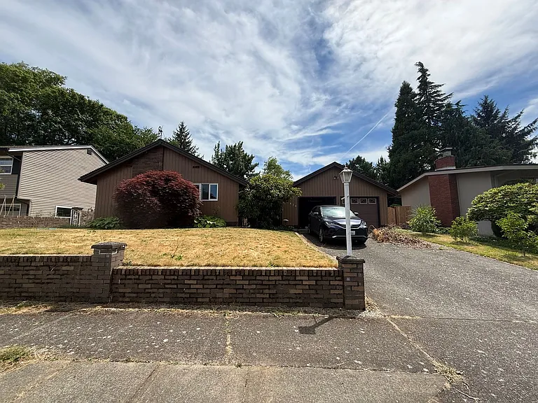 11820 SW Belmont Ter — Photo 28