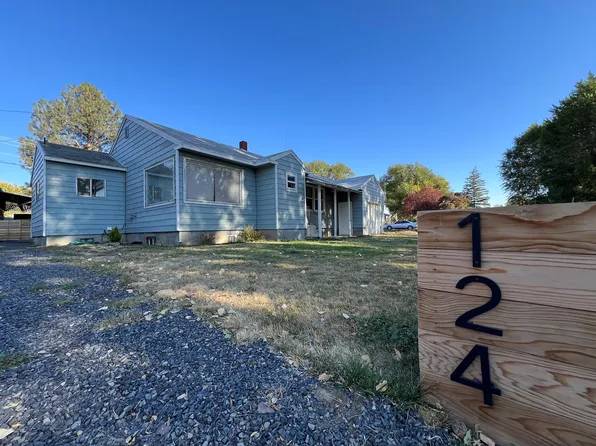124 S Ogden Ave, Hines, OR 97738
