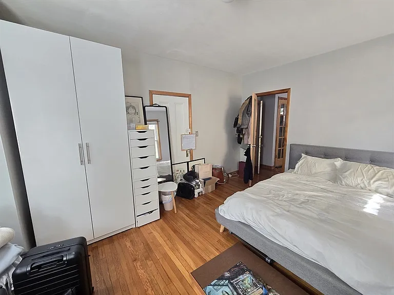28 Bardwell St #1 — Photo 17