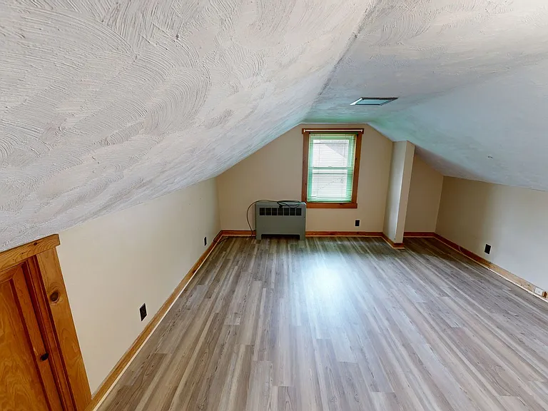 1 Dresden Ct — Photo 22