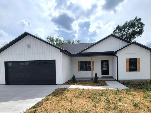 810 N Heether St, Huntsville, MO 65259