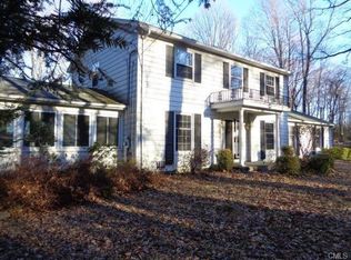 59 Aunt Hack Rd, Danbury, CT 06811