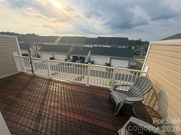 4th image of 3147 Coventry Commons Dr