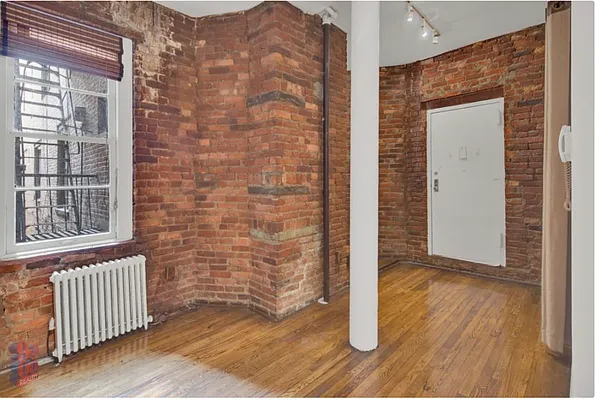 Rented by REAL New York | media 83