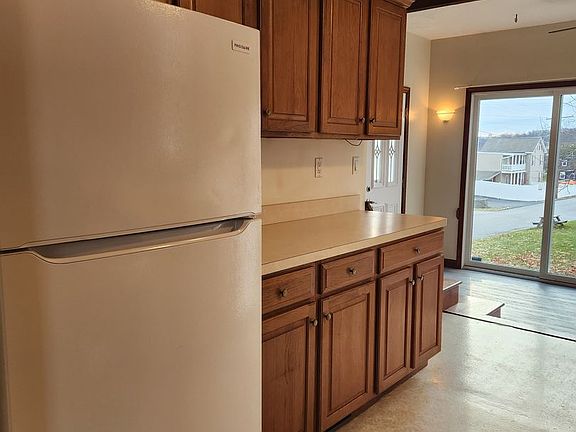 4th image of 120 Cooper St