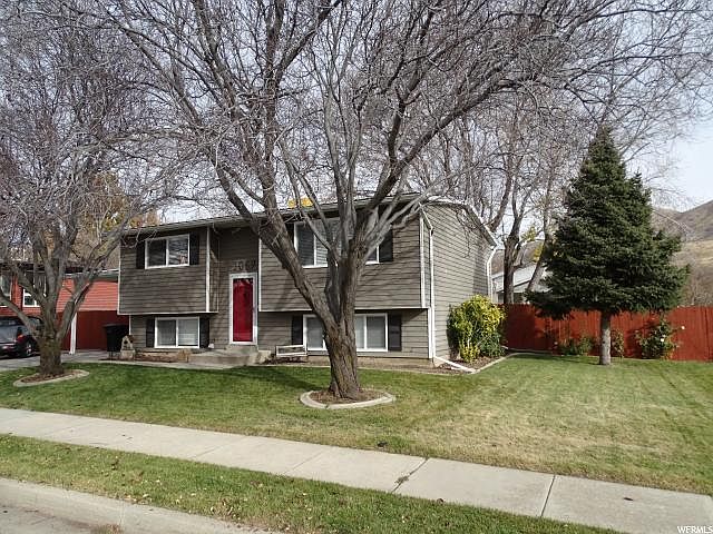 1st image of 1089 Shannon Cir