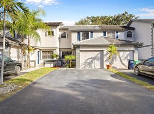 15443 SW 111th Ln, Miami, FL 33196