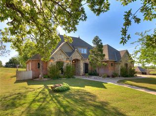 1700 Cardinal Ridge Ln, Edmond, OK 73034