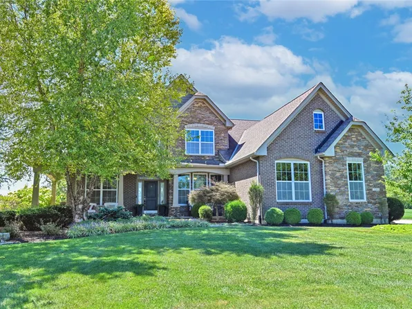 7393 Waterway Dr, Waynesville, OH 45068