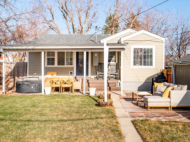 2345 S Corona St — Photo 3