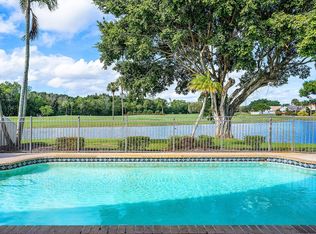 21459 Bridge View Dr, Boca Raton, FL 33428