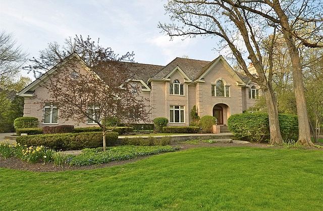 1st image of 4745 Wellington Dr