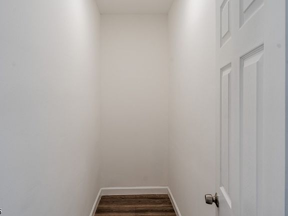 4th image of 86-88 Abinger Pl #2R