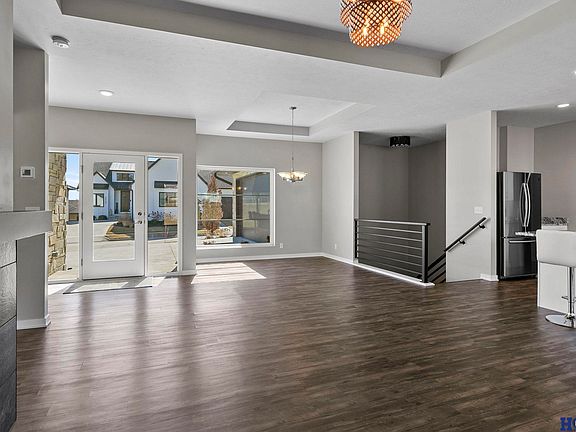 5th image of 8538 Birkett Dr