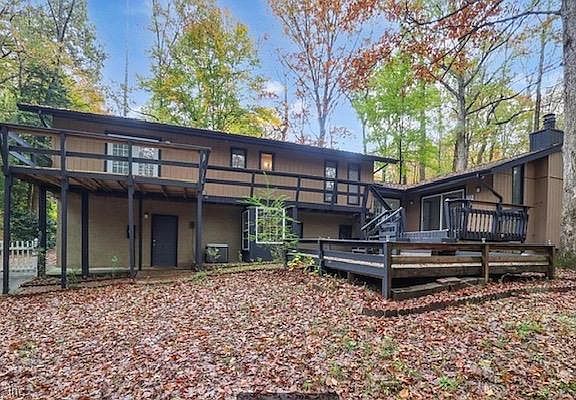 3rd image of 304 Hempstead Rd