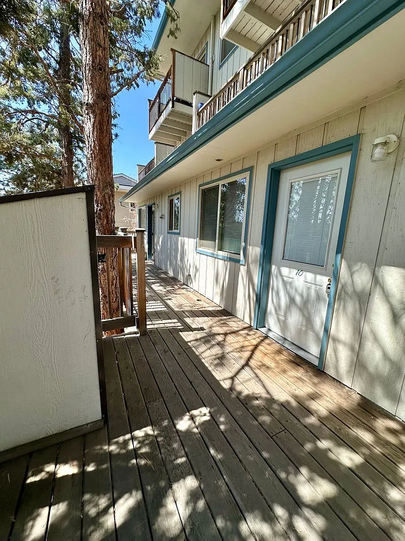 Building Photo - 1565 NW Portland Ave