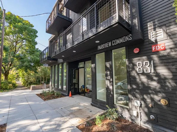 Parkview Commons, 831 NE 29th Ave #305, Portland, OR 97232