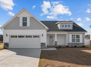 345 Oleander Dr, Greenville, NC 27858