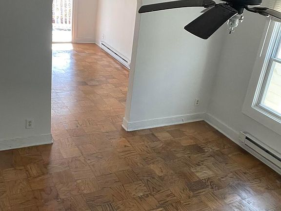 5th image of 2413 Middle Ave