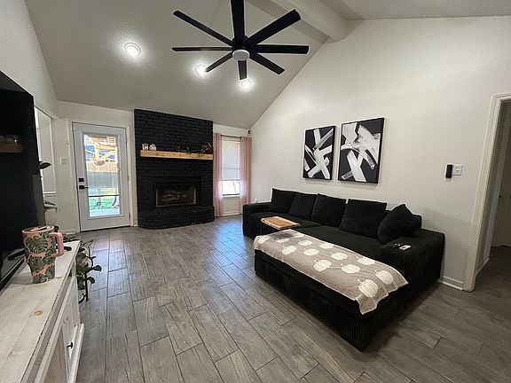 3rd image of 5417 Mulberry Dr