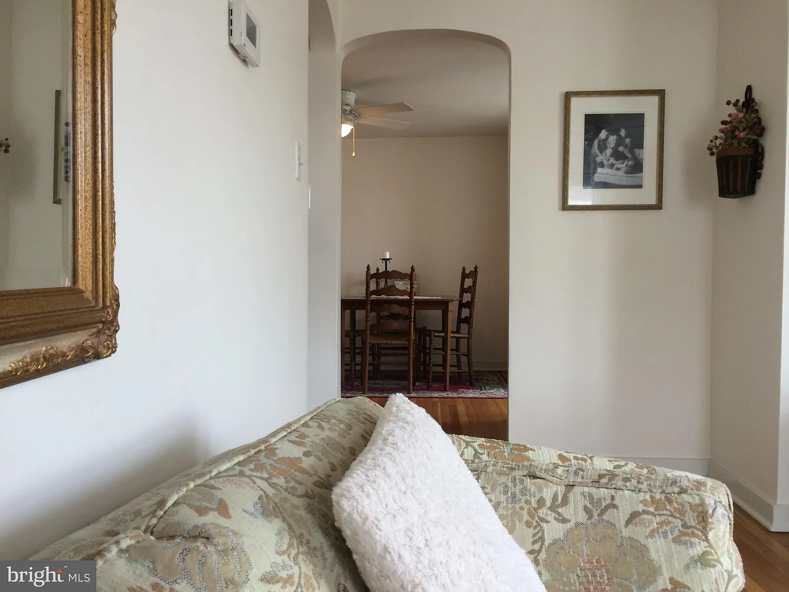 2 bed, 1.0 bath, 850 sqft, $1,575 — Photo 3