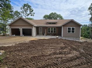 25 Whitney Rd, Phillipston, MA 01331