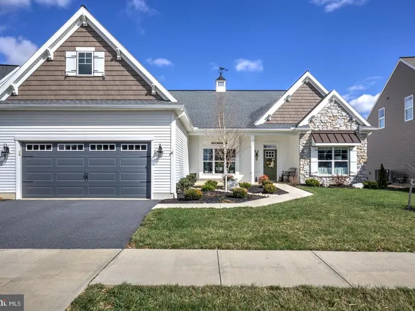 133 Wyndale Dr, Ephrata, PA 17522