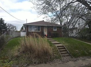 785 Brittain Rd, Akron, OH 44305