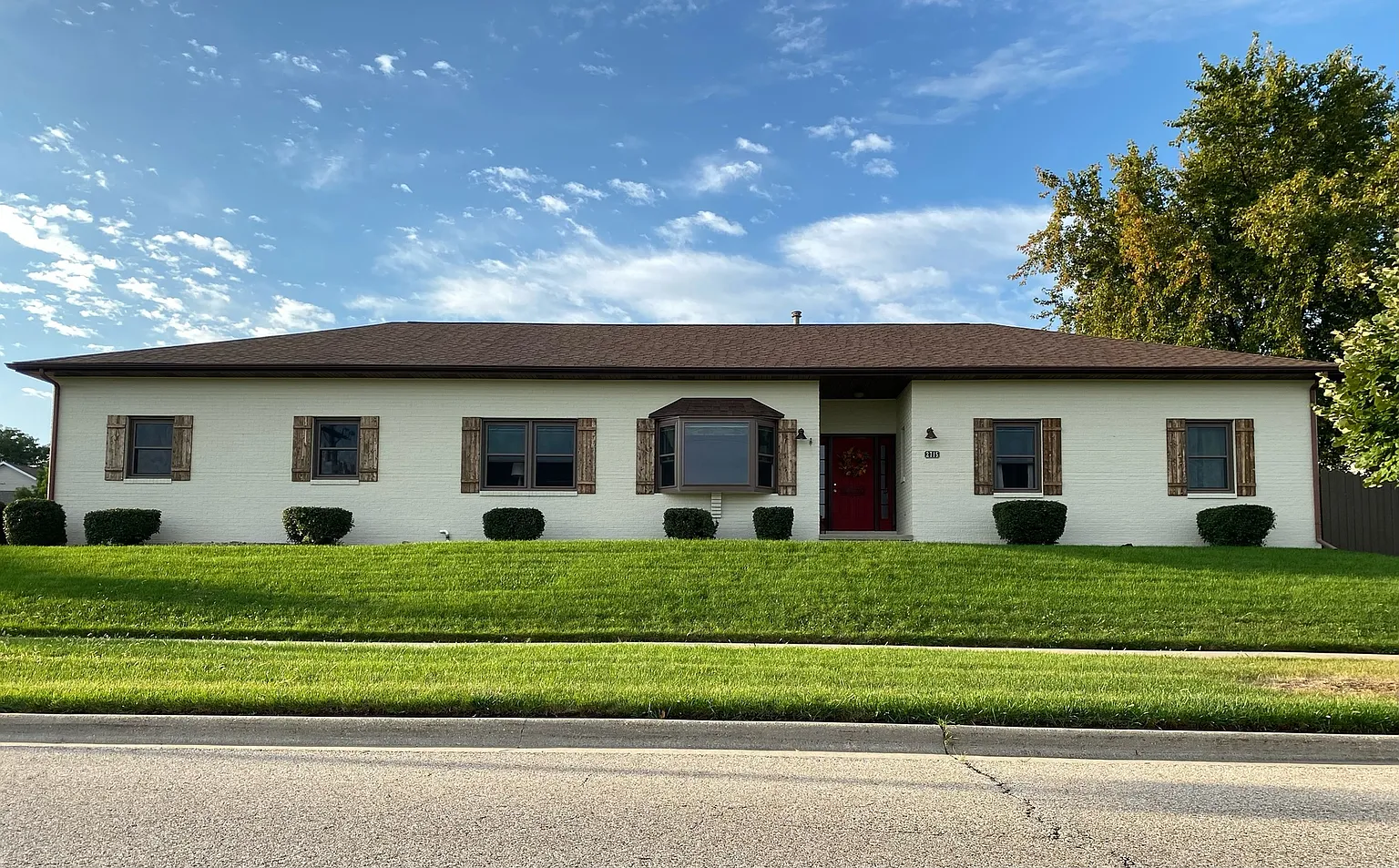 2715 Clearwater Ave photo 1
