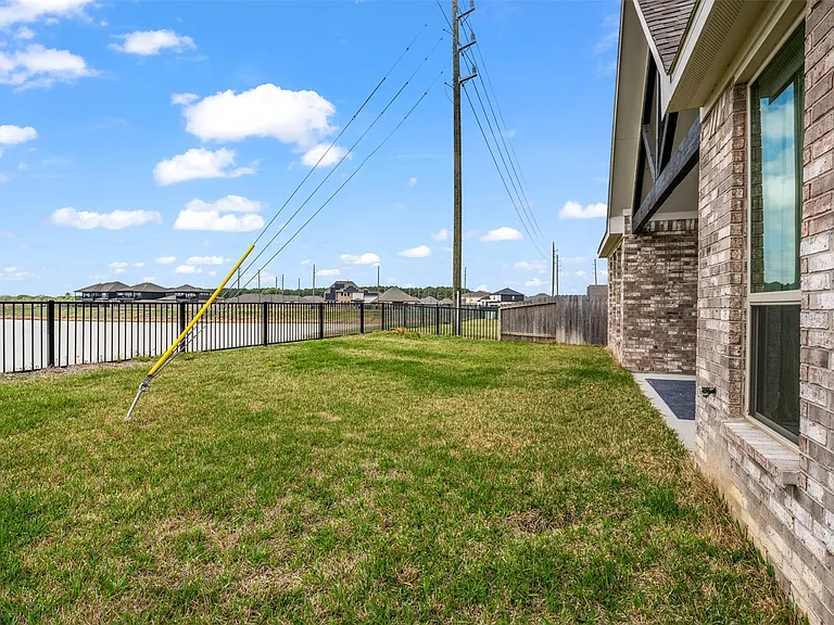 6007 Marsh Lake Ct — Photo 24