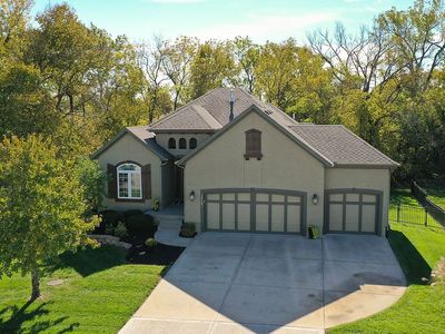 14201 Amanda Ln, Basehor, KS, 66007