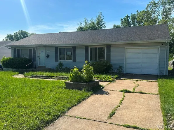 9108 Saint Cyr Dr, Saint Louis, MO 63136