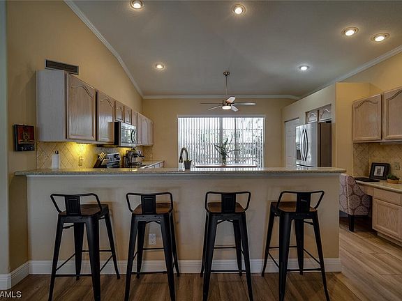 4th image of 13761 Willow Bridge Dr