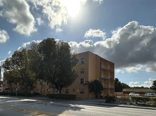 6200 W Flagler St APT 303, Miami, FL 33144