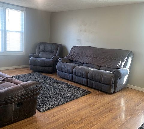 4th image of 921 N 6th St #1