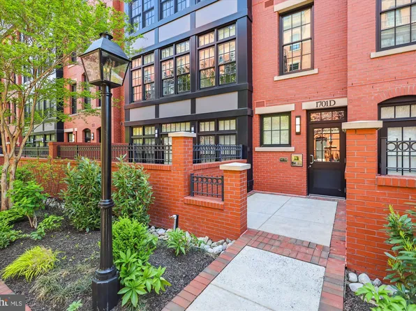 1701 16th St N #345-D, Arlington, VA 22209