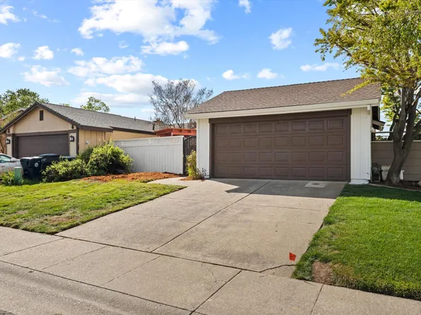 179 Cedar Rock Cir, Sacramento, CA 95823