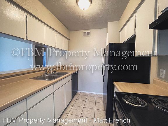 5th image of 2401 Yorkstown Dr APT 122