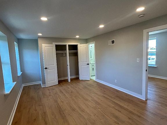 2nd image of 1130 Light St Unit 2