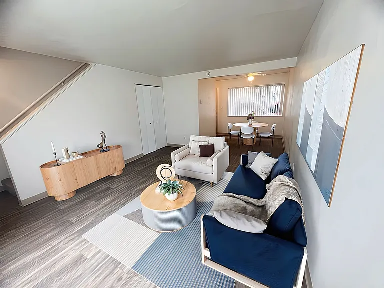 LC125th Townhomes — Photo 30
