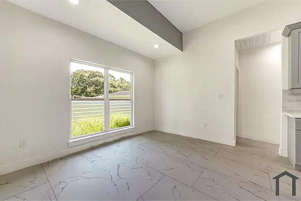 508 Georgia Ave — Photo 3