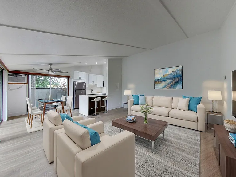 Riverwood Apartments — Photo 64