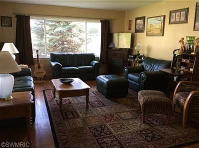 2nd image of 2706 Morton Ave