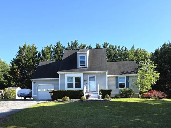 3285 Kaylan Ct, New Windsor, MD 21776