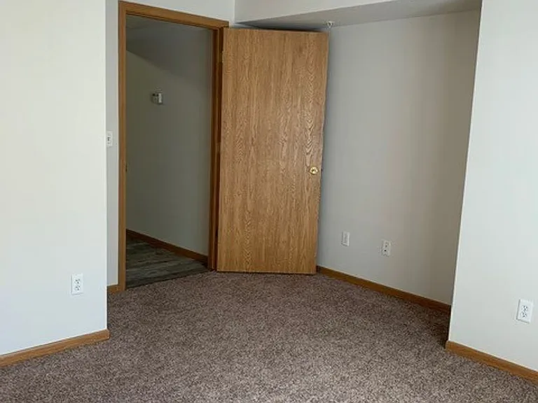 Atrium Suites - 2 BR/2 BA & 3 BR/3 BA — Photo 19