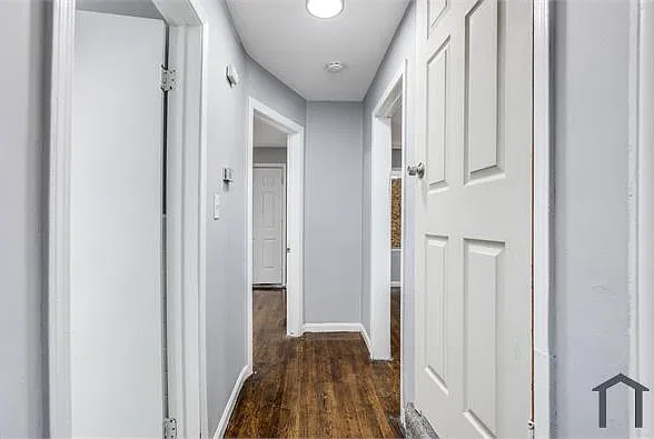 3 bed, $1,300 — Photo 1
